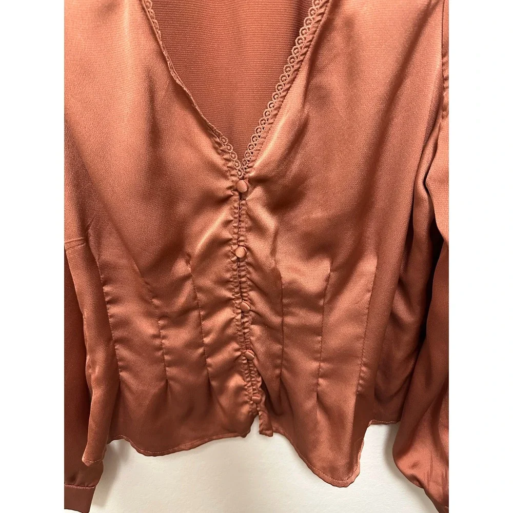 Milly Honey Bronze Satin Lace Trim‎ V Neck Button Front Puff Sleeve Blouse Top L - Picture 4 of 8